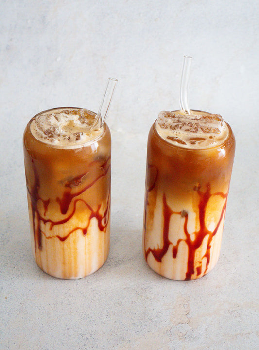 Eisgekühlter Karamell-Macchiato