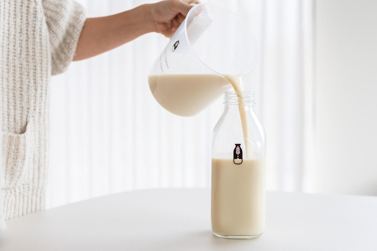 Växtmjölk för bebisar och småbarn: vad är tillåtet?